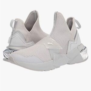 PUMA Provoke XT Mid Cross Trainer